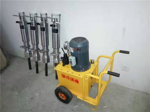 【又名劈裂棒是什么液壓巖石開山機(jī)當(dāng)?shù)卦谀哪苜I到】-